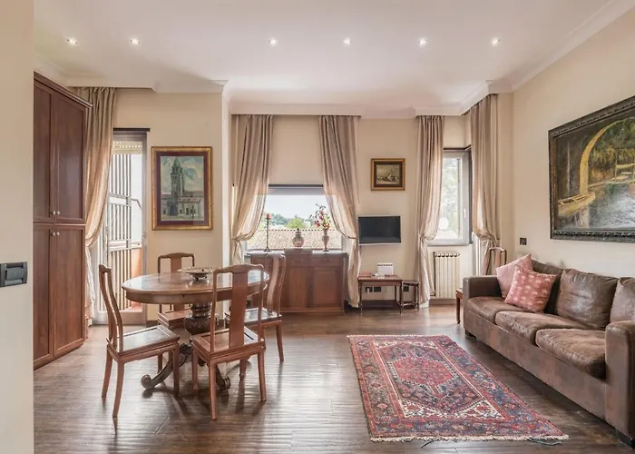 Apartament The Rent - Elegant Two-bedroom In Via Aurelia *