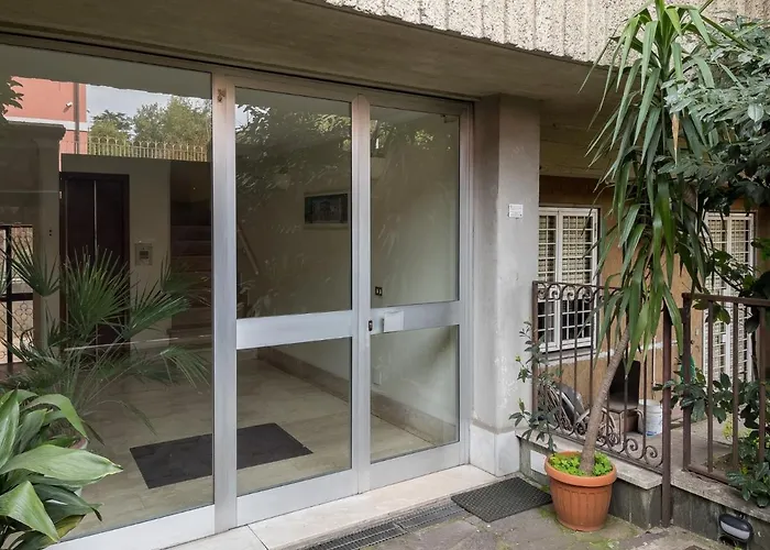 The Rent - Elegant Two-bedroom In Via Aurelia Apartament