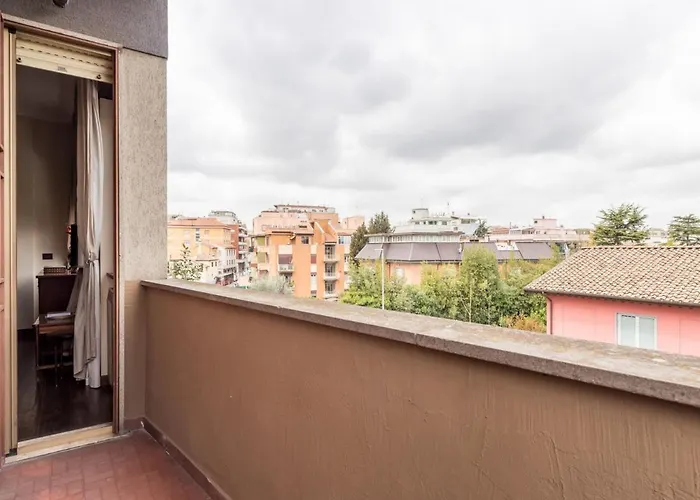 The Rent - Elegant Two-bedroom In Via Aurelia Apartament *